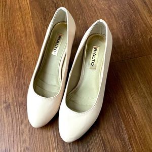 Tan heels